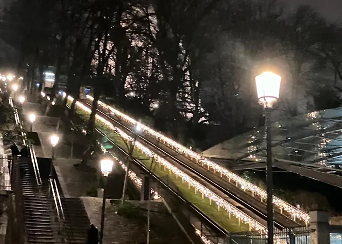 Montmartre Bright & Quiet *