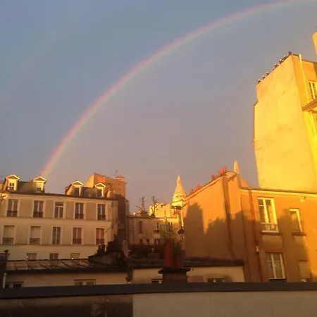 Montmartre Bright & Quiet Daire
