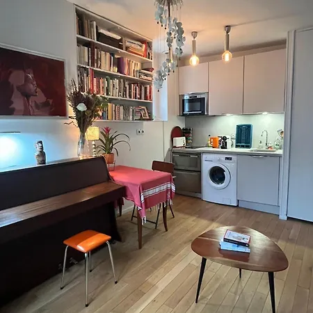 Montmartre Bright & Quiet * Paris