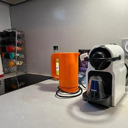 Montmartre Bright & Quiet